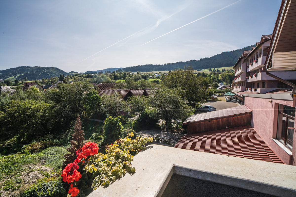 Cameră triplă 3★ Superior cu balcon — imagine 4