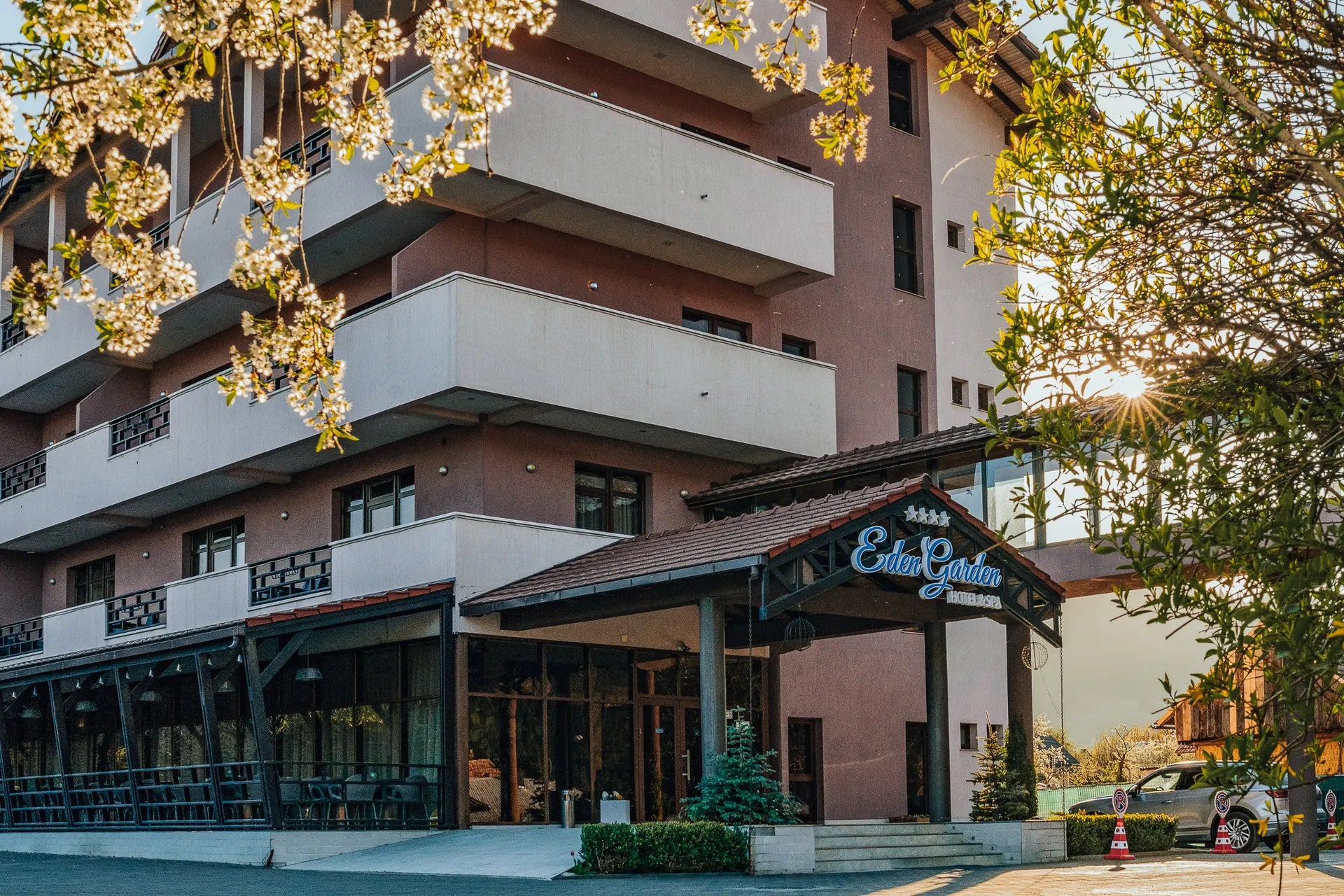 Hotel Eden Garden — galerie exterior